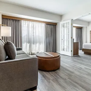 Atrium 3*, Vancouver Canadá