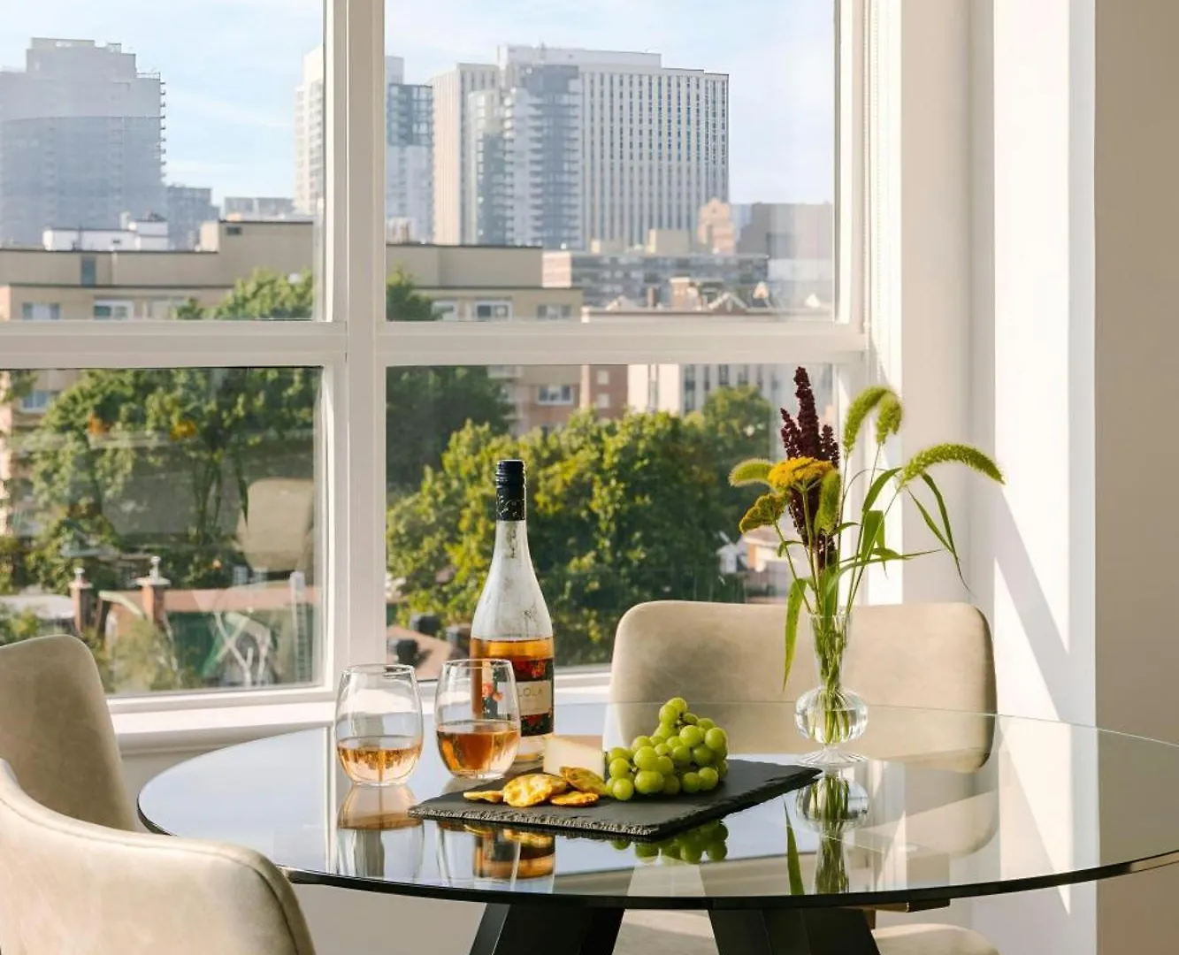 أوتاوا Sonder By Marriott Bonvoy The O'Connor Apartments Downtown شقة فندقية